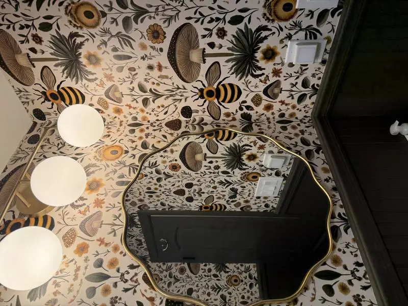 Bathroom Wallpaper & Vanity - Painting project by Tampa Handyman