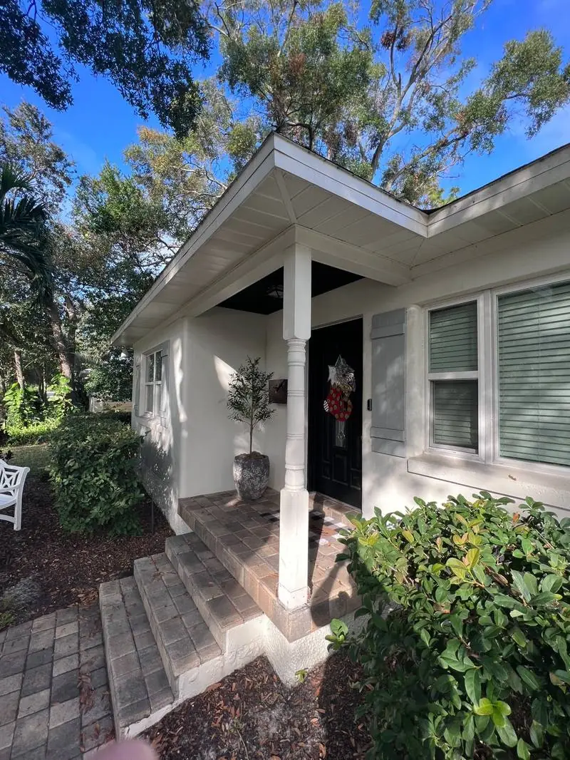 Fence Post Repair — Before - Fence & Gate project by Tampa Handyman